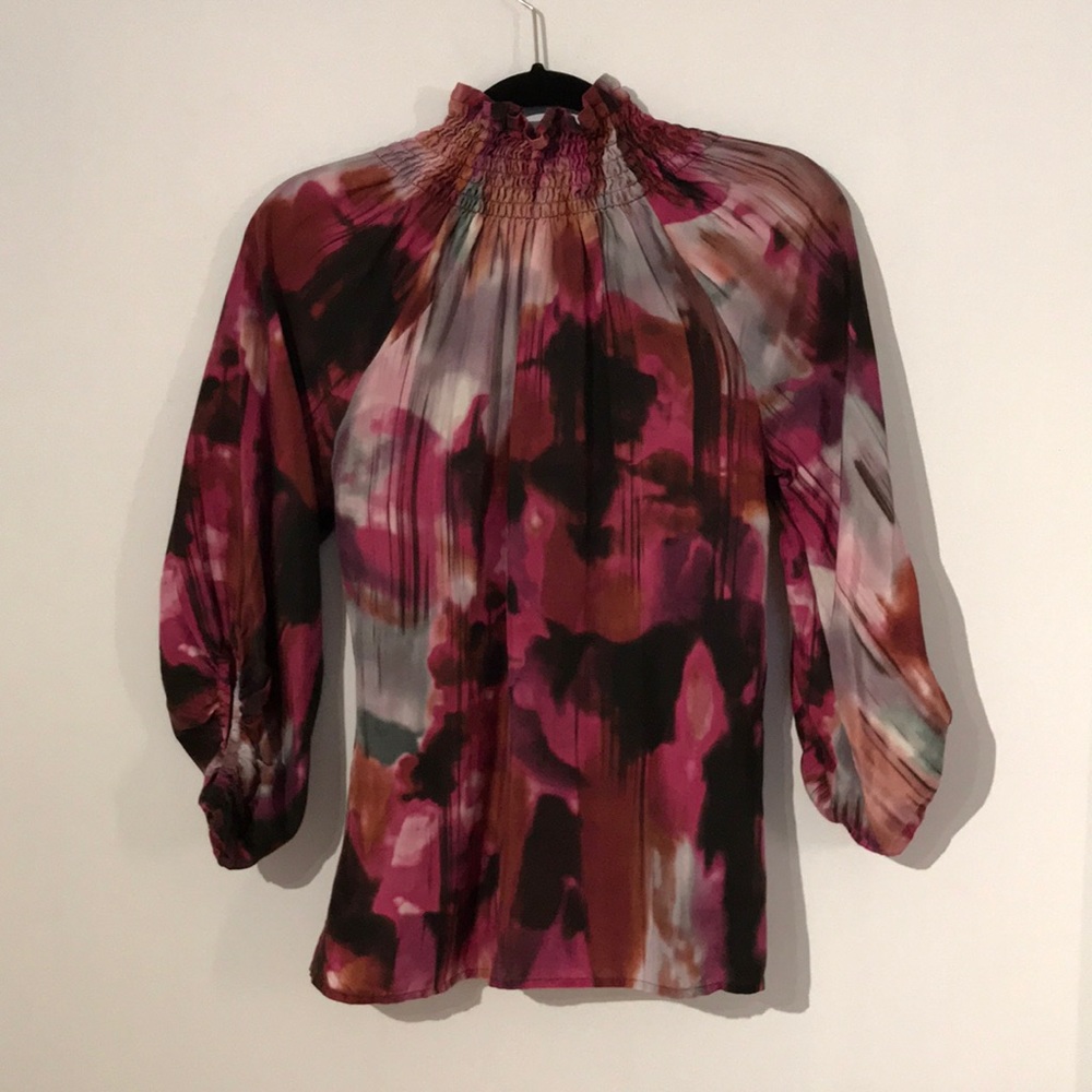 Guess 100% silk top